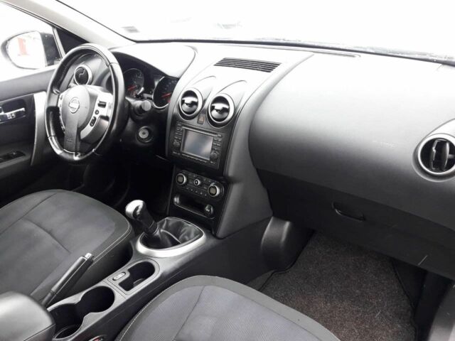 Фиолетовый Ниссан Кашкай, объемом двигателя 0 л и пробегом 162 тыс. км за 10950 $, фото 8 на Automoto.ua