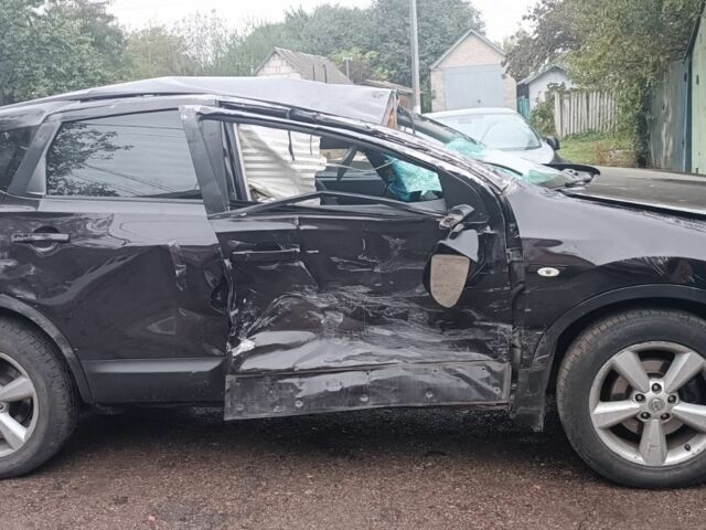 Фиолетовый Ниссан Кашкай, объемом двигателя 2 л и пробегом 190 тыс. км за 3500 $, фото 2 на Automoto.ua