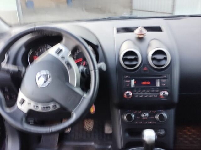 Фиолетовый Ниссан Кашкай, объемом двигателя 1.6 л и пробегом 105 тыс. км за 10012 $, фото 5 на Automoto.ua