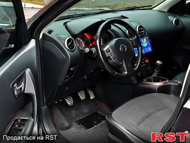 Фіолетовий Ніссан Кашкай, об'ємом двигуна 2 л та пробігом 250 тис. км за 8499 $, фото 9 на Automoto.ua