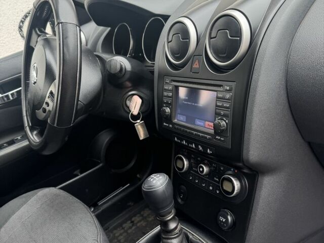 Фиолетовый Ниссан Кашкай, объемом двигателя 1.5 л и пробегом 308 тыс. км за 8750 $, фото 4 на Automoto.ua