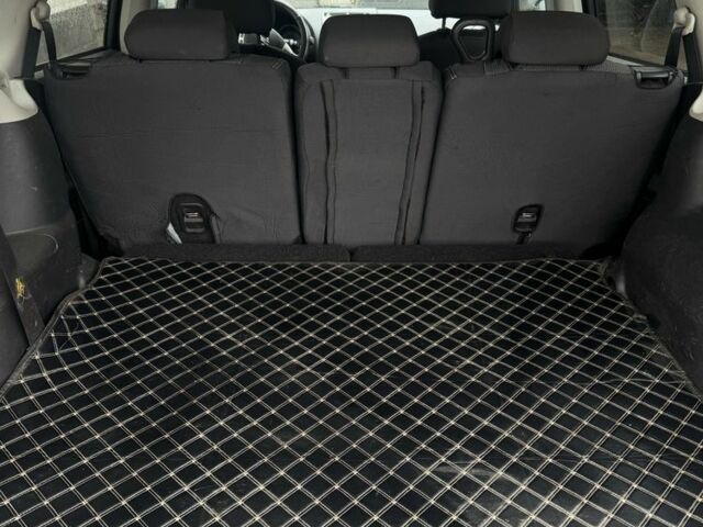 Фиолетовый Ниссан Кашкай, объемом двигателя 1.5 л и пробегом 308 тыс. км за 8750 $, фото 6 на Automoto.ua