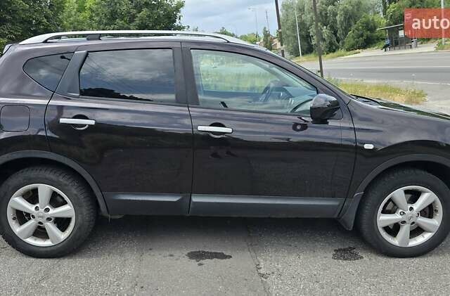 Фиолетовый Ниссан Кашкай, объемом двигателя 1.46 л и пробегом 300 тыс. км за 9450 $, фото 4 на Automoto.ua