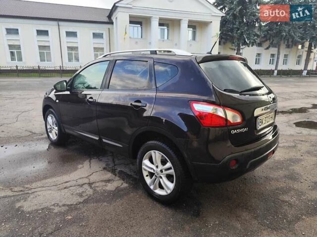 Фіолетовий Ніссан Кашкай, об'ємом двигуна 2 л та пробігом 233 тис. км за 11200 $, фото 4 на Automoto.ua