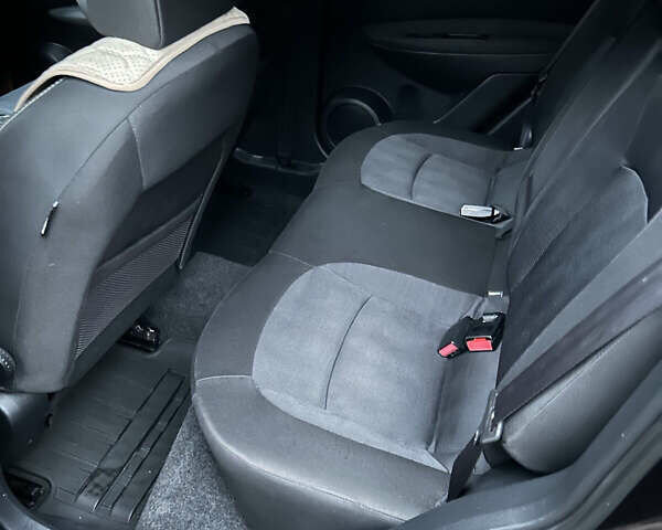 Фиолетовый Ниссан Кашкай, объемом двигателя 2 л и пробегом 238 тыс. км за 12200 $, фото 8 на Automoto.ua