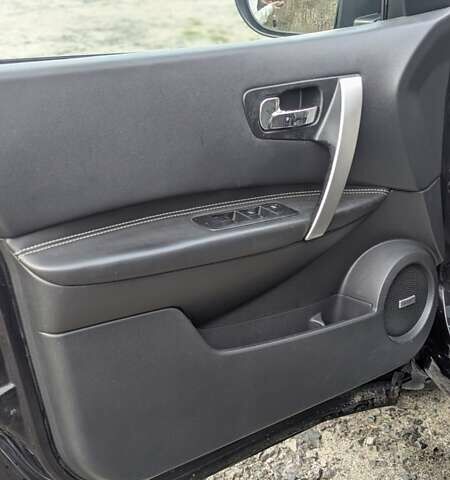 Фиолетовый Ниссан Кашкай, объемом двигателя 1.46 л и пробегом 288 тыс. км за 9199 $, фото 4 на Automoto.ua