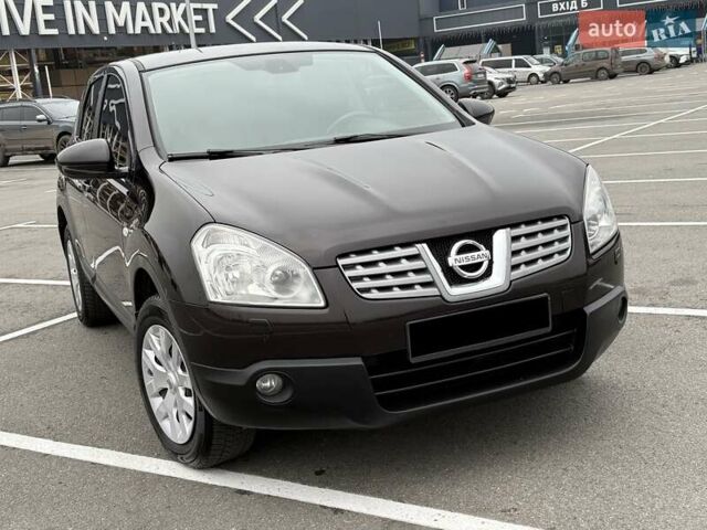 Фиолетовый Ниссан Кашкай, объемом двигателя 2 л и пробегом 163 тыс. км за 9500 $, фото 4 на Automoto.ua