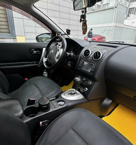 Ніссан Кашкай 2010 у Одесі на Automoto.ua Фіолетовий Ніссан Кашкай, об'ємом двигуна 2 л та пробігом 150 тис. км за 11000 $, фото 12 на Automoto.ua