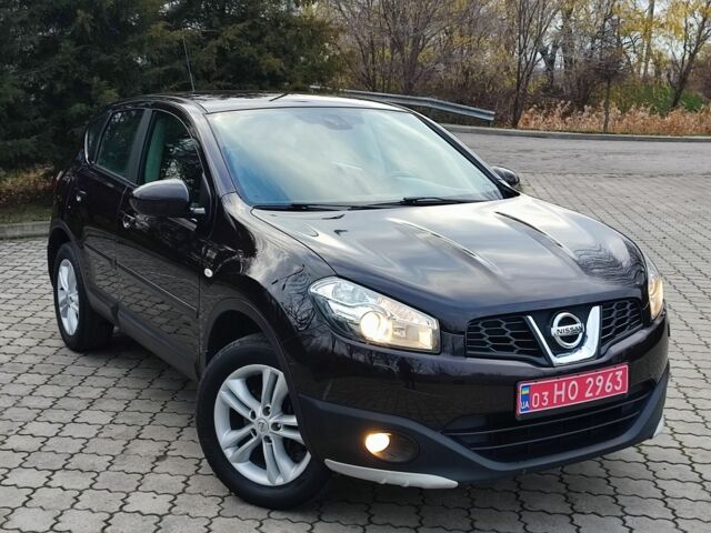 Фиолетовый Ниссан Кашкай, объемом двигателя 1.6 л и пробегом 220 тыс. км за 9700 $, фото 1 на Automoto.ua