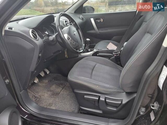 Фіолетовий Ніссан Кашкай, об'ємом двигуна 2 л та пробігом 280 тис. км за 9600 $, фото 2 на Automoto.ua