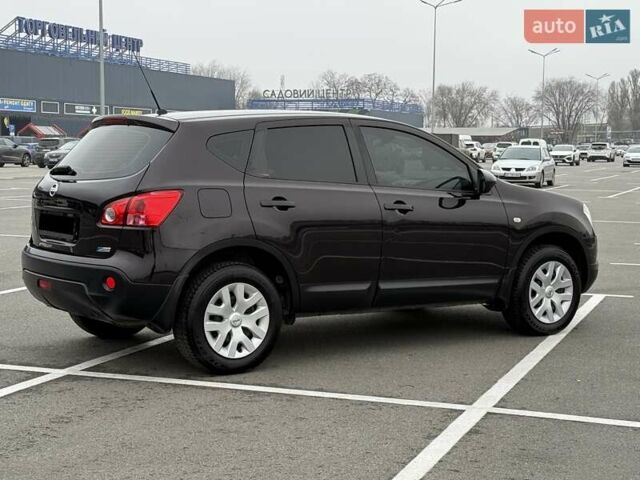 Фиолетовый Ниссан Кашкай, объемом двигателя 2 л и пробегом 163 тыс. км за 9500 $, фото 3 на Automoto.ua