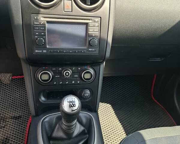 Фиолетовый Ниссан Кашкай, объемом двигателя 1.5 л и пробегом 213 тыс. км за 9200 $, фото 13 на Automoto.ua