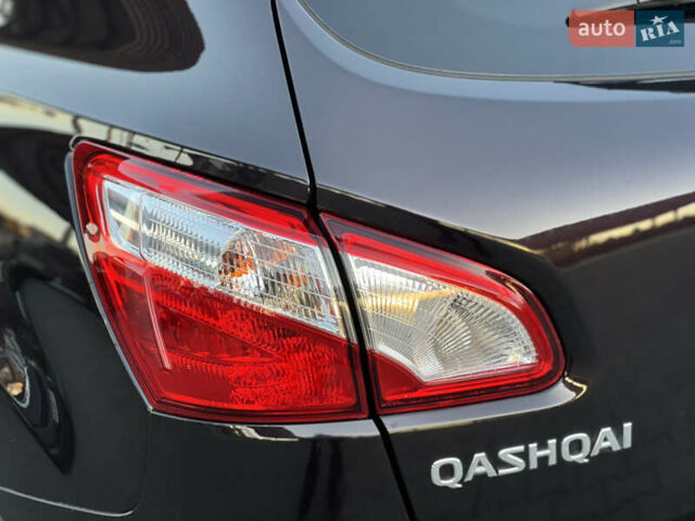 Фиолетовый Ниссан Кашкай, объемом двигателя 2 л и пробегом 228 тыс. км за 11799 $, фото 18 на Automoto.ua