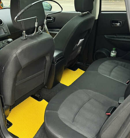 Ніссан Кашкай 2010 у Одесі на Automoto.ua Фіолетовий Ніссан Кашкай, об'ємом двигуна 2 л та пробігом 150 тис. км за 11000 $, фото 17 на Automoto.ua