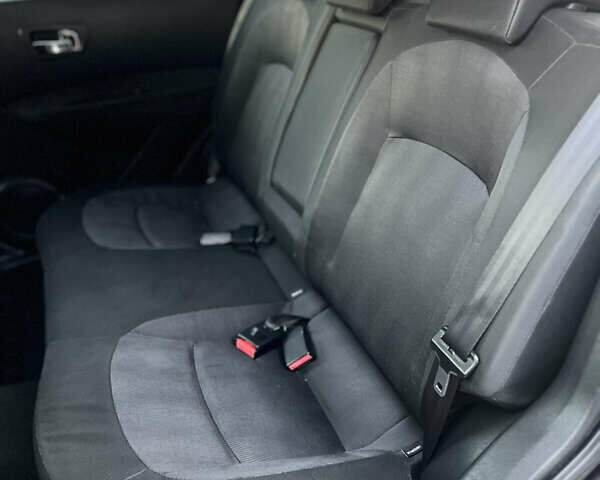 Фиолетовый Ниссан Кашкай, объемом двигателя 2 л и пробегом 228 тыс. км за 11799 $, фото 35 на Automoto.ua