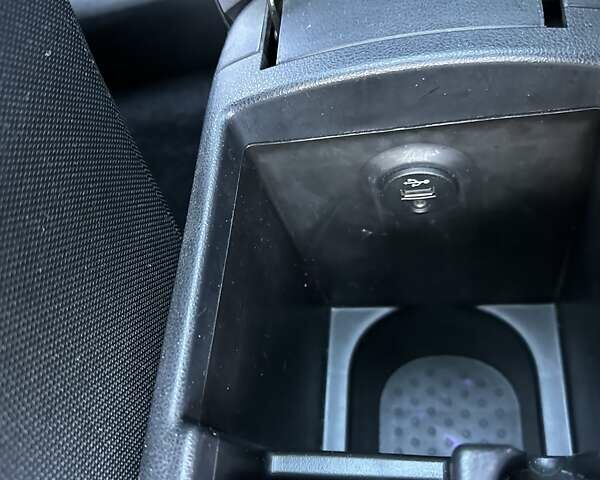 Фиолетовый Ниссан Кашкай, объемом двигателя 1.6 л и пробегом 190 тыс. км за 11500 $, фото 22 на Automoto.ua