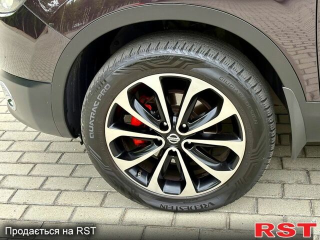 Фиолетовый Ниссан Кашкай, объемом двигателя 1.5 л и пробегом 188 тыс. км за 11790 $, фото 7 на Automoto.ua