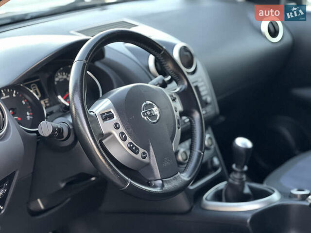 Фиолетовый Ниссан Кашкай, объемом двигателя 2 л и пробегом 228 тыс. км за 11799 $, фото 22 на Automoto.ua