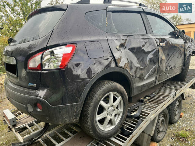 Фиолетовый Ниссан Кашкай, объемом двигателя 1.46 л и пробегом 160 тыс. км за 2100 $, фото 3 на Automoto.ua