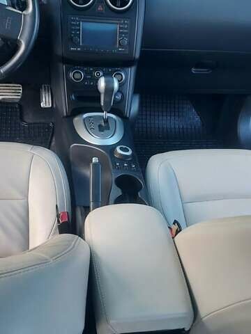 Фіолетовий Ніссан Кашкай, об'ємом двигуна 2 л та пробігом 190 тис. км за 12500 $, фото 5 на Automoto.ua