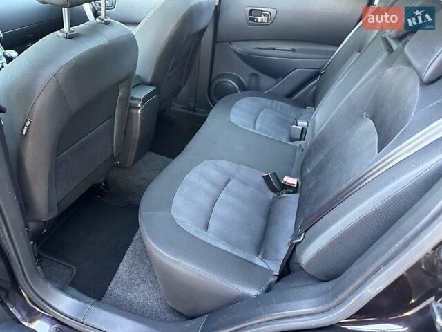 Фиолетовый Ниссан Кашкай, объемом двигателя 1.6 л и пробегом 190 тыс. км за 11500 $, фото 25 на Automoto.ua