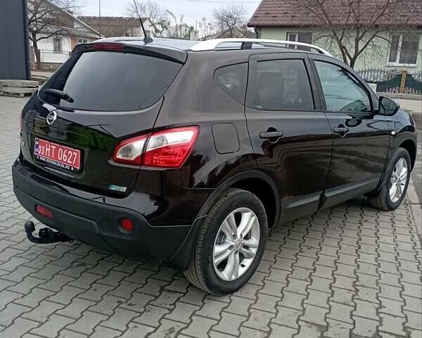 Фиолетовый Ниссан Кашкай, объемом двигателя 1.5 л и пробегом 220 тыс. км за 9800 $, фото 1 на Automoto.ua