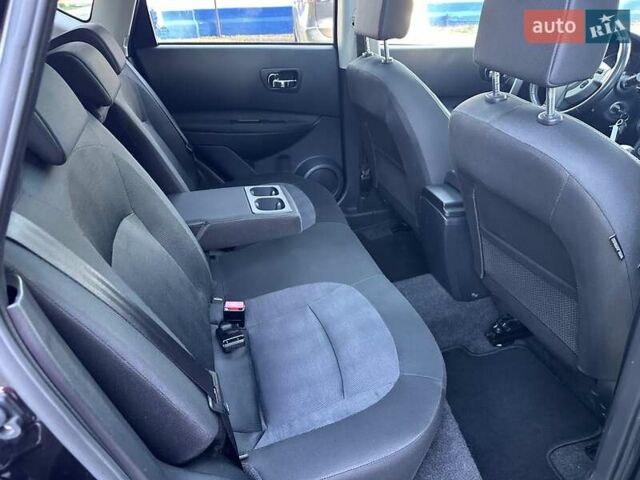 Фиолетовый Ниссан Кашкай, объемом двигателя 1.6 л и пробегом 190 тыс. км за 11500 $, фото 29 на Automoto.ua