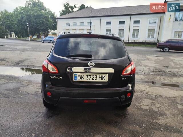 Фіолетовий Ніссан Кашкай, об'ємом двигуна 2 л та пробігом 233 тис. км за 11200 $, фото 5 на Automoto.ua
