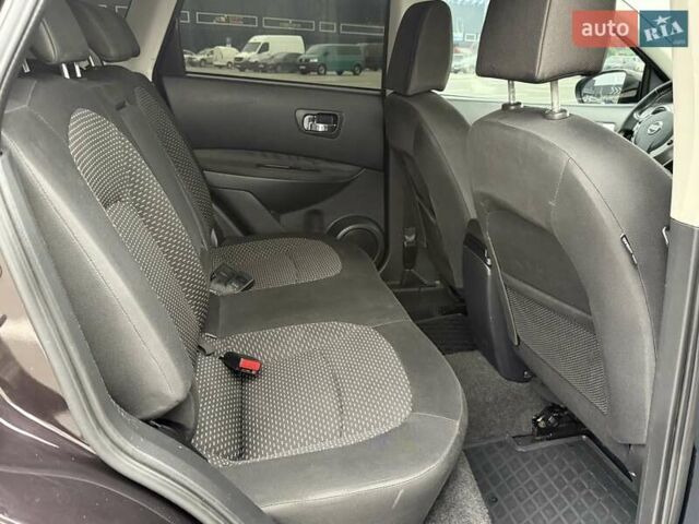 Фиолетовый Ниссан Кашкай, объемом двигателя 2 л и пробегом 163 тыс. км за 9500 $, фото 16 на Automoto.ua