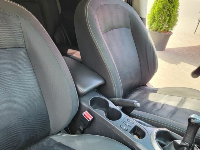 Фіолетовий Ніссан Кашкай, об'ємом двигуна 1.6 л та пробігом 166 тис. км за 9200 $, фото 9 на Automoto.ua