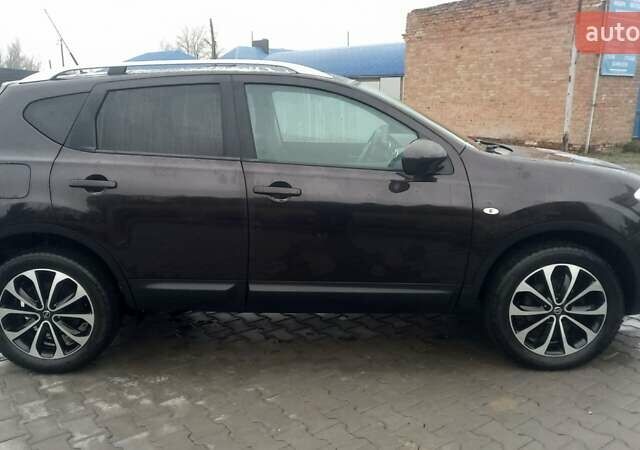 Фиолетовый Ниссан Кашкай, объемом двигателя 1.5 л и пробегом 203 тыс. км за 10800 $, фото 3 на Automoto.ua