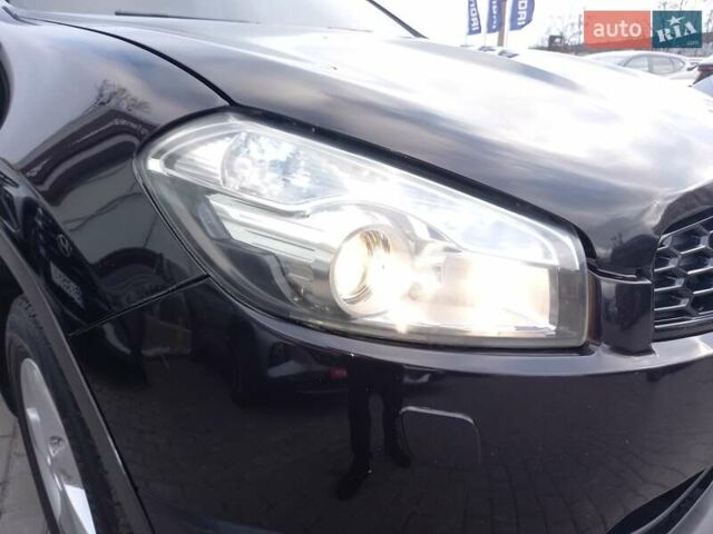 Фиолетовый Ниссан Кашкай, объемом двигателя 2 л и пробегом 201 тыс. км за 10200 $, фото 4 на Automoto.ua