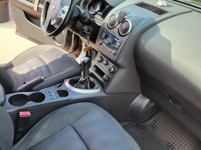 Фіолетовий Ніссан Кашкай, об'ємом двигуна 1.6 л та пробігом 166 тис. км за 9200 $, фото 8 на Automoto.ua