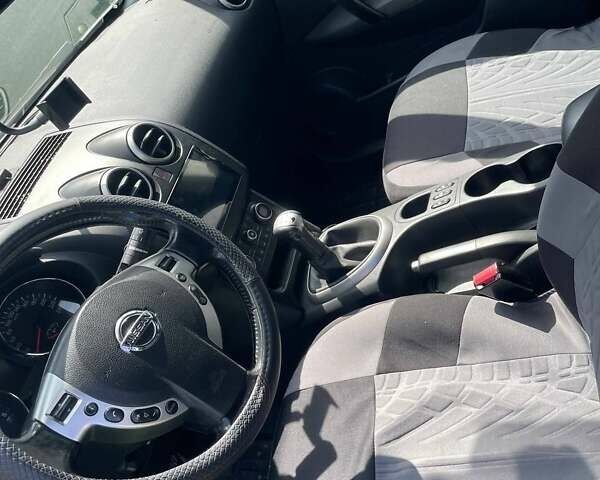 Фіолетовий Ніссан Кашкай, об'ємом двигуна 1.6 л та пробігом 182 тис. км за 9879 $, фото 8 на Automoto.ua