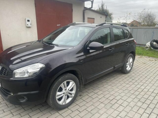 Фиолетовый Ниссан Кашкай, объемом двигателя 1.5 л и пробегом 209 тыс. км за 9600 $, фото 3 на Automoto.ua