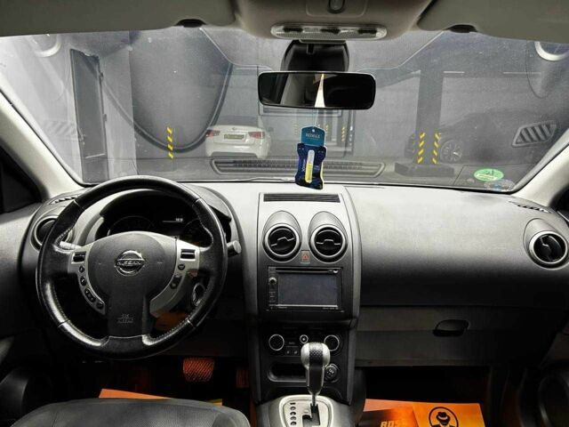 Фиолетовый Ниссан Кашкай, объемом двигателя 2 л и пробегом 183 тыс. км за 13700 $, фото 7 на Automoto.ua