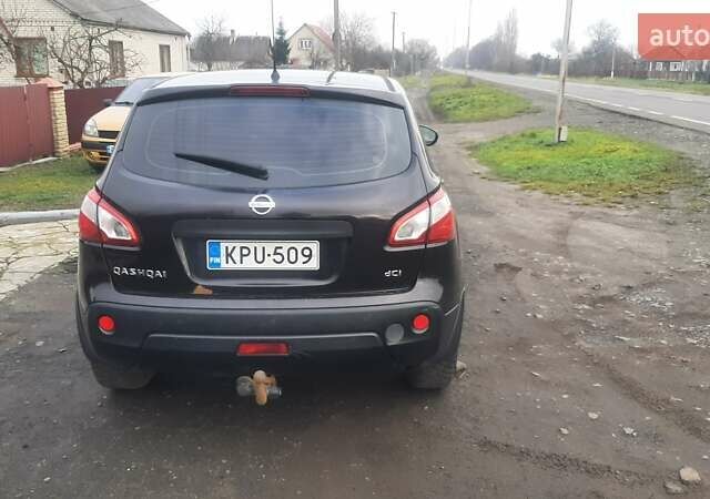 Фиолетовый Ниссан Кашкай, объемом двигателя 1.6 л и пробегом 262 тыс. км за 9350 $, фото 3 на Automoto.ua