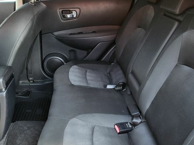 Фіолетовий Ніссан Кашкай, об'ємом двигуна 1.6 л та пробігом 166 тис. км за 9200 $, фото 13 на Automoto.ua