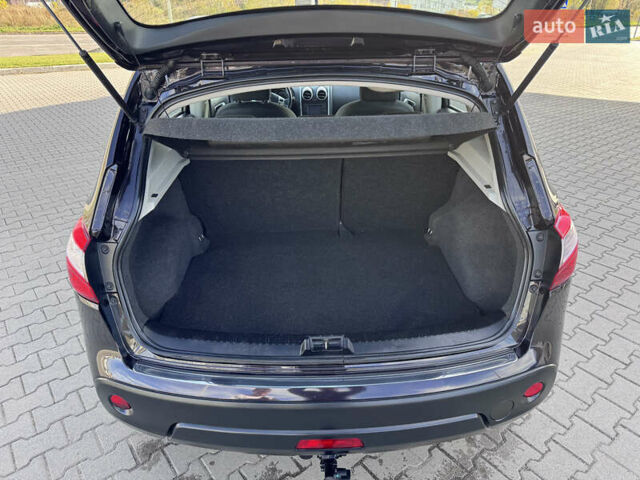 Ніссан Кашкай 2011 у Хмельницькому на Automoto.ua Фіолетовий Ніссан Кашкай, об'ємом двигуна 1.46 л та пробігом 221 тис. км за 9700 $, фото 29 на Automoto.ua