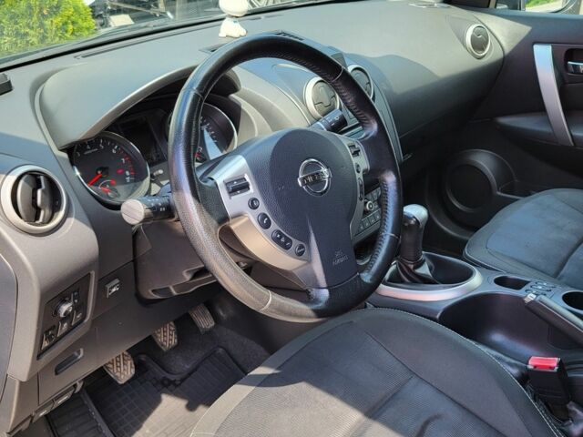 Фіолетовий Ніссан Кашкай, об'ємом двигуна 1.6 л та пробігом 166 тис. км за 9200 $, фото 16 на Automoto.ua