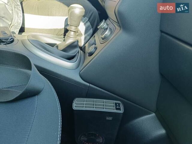 Ниссан Кашкай 2011 в Житомире на Automoto.ua Фиолетовый Ниссан Кашкай, объемом двигателя 1.5 л и пробегом 142 тыс. км за 11300 $, фото 35 на Automoto.ua