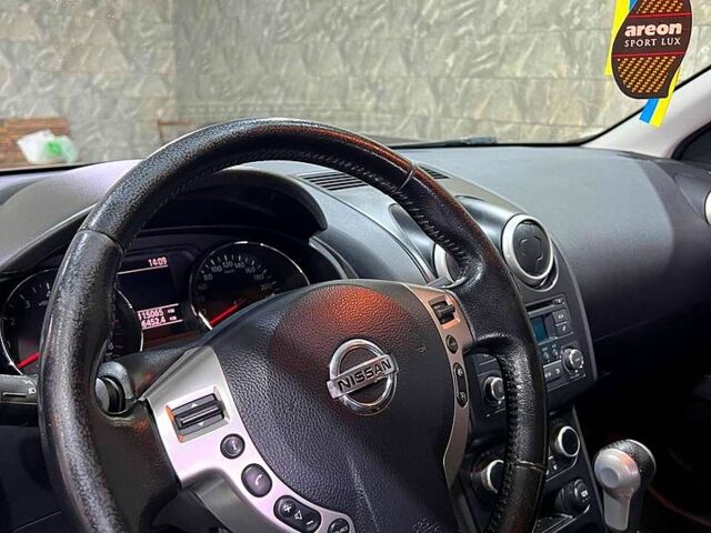 Фиолетовый Ниссан Кашкай, объемом двигателя 2 л и пробегом 115 тыс. км за 10500 $, фото 3 на Automoto.ua