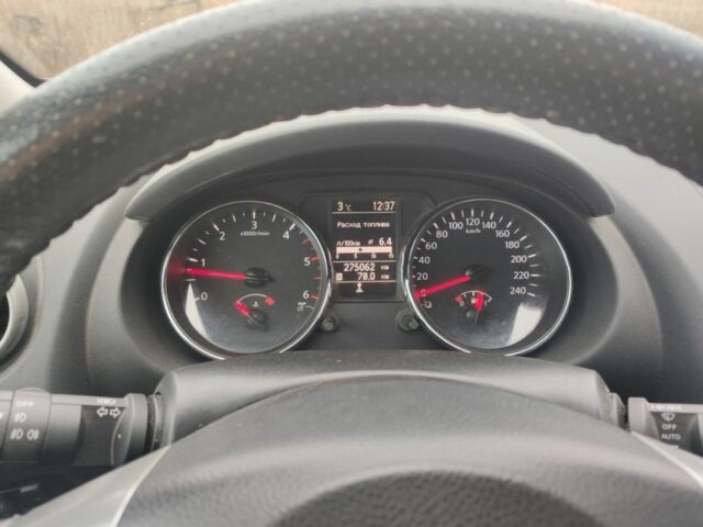 Фиолетовый Ниссан Кашкай, объемом двигателя 2 л и пробегом 276 тыс. км за 10650 $, фото 4 на Automoto.ua