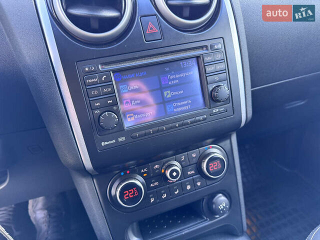 Ніссан Кашкай 2011 у Хмельницькому на Automoto.ua Фіолетовий Ніссан Кашкай, об'ємом двигуна 1.46 л та пробігом 221 тис. км за 9700 $, фото 14 на Automoto.ua