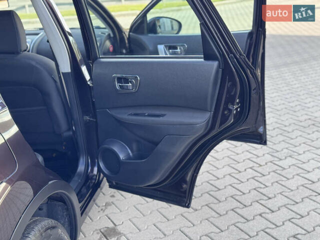 Ніссан Кашкай 2011 у Хмельницькому на Automoto.ua Фіолетовий Ніссан Кашкай, об'ємом двигуна 1.46 л та пробігом 221 тис. км за 9700 $, фото 37 на Automoto.ua