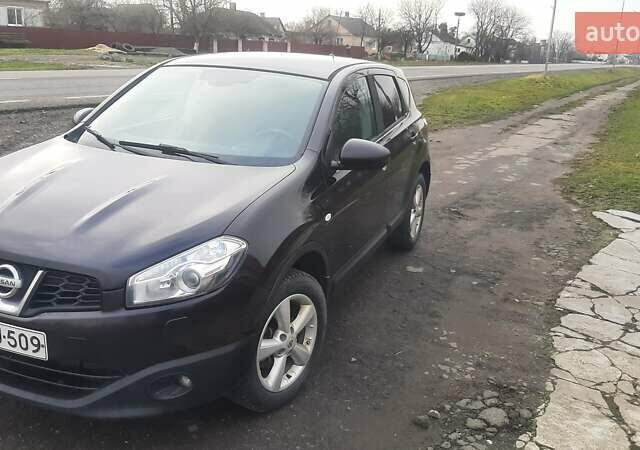 Фиолетовый Ниссан Кашкай, объемом двигателя 1.6 л и пробегом 262 тыс. км за 9350 $, фото 5 на Automoto.ua