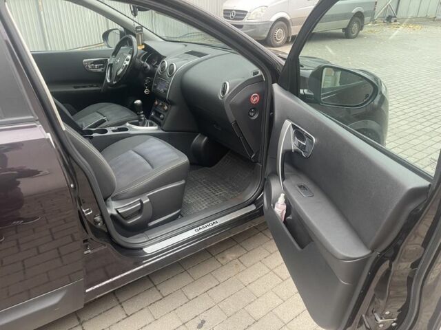 Фиолетовый Ниссан Кашкай, объемом двигателя 1.5 л и пробегом 209 тыс. км за 9600 $, фото 6 на Automoto.ua