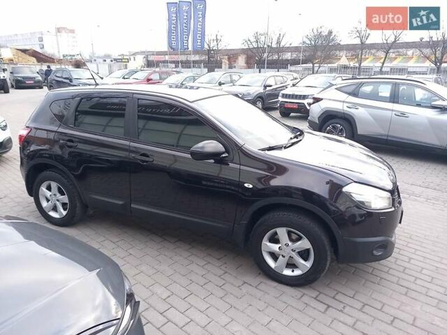 Фиолетовый Ниссан Кашкай, объемом двигателя 2 л и пробегом 201 тыс. км за 10200 $, фото 5 на Automoto.ua