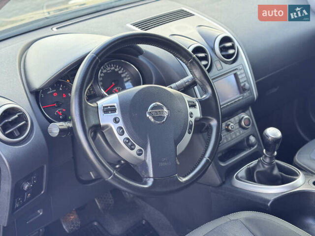 Ніссан Кашкай 2011 у Хмельницькому на Automoto.ua Фіолетовий Ніссан Кашкай, об'ємом двигуна 1.46 л та пробігом 221 тис. км за 9700 $, фото 18 на Automoto.ua