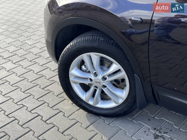 Ніссан Кашкай 2011 у Хмельницькому на Automoto.ua Фіолетовий Ніссан Кашкай, об'ємом двигуна 1.46 л та пробігом 221 тис. км за 9700 $, фото 10 на Automoto.ua